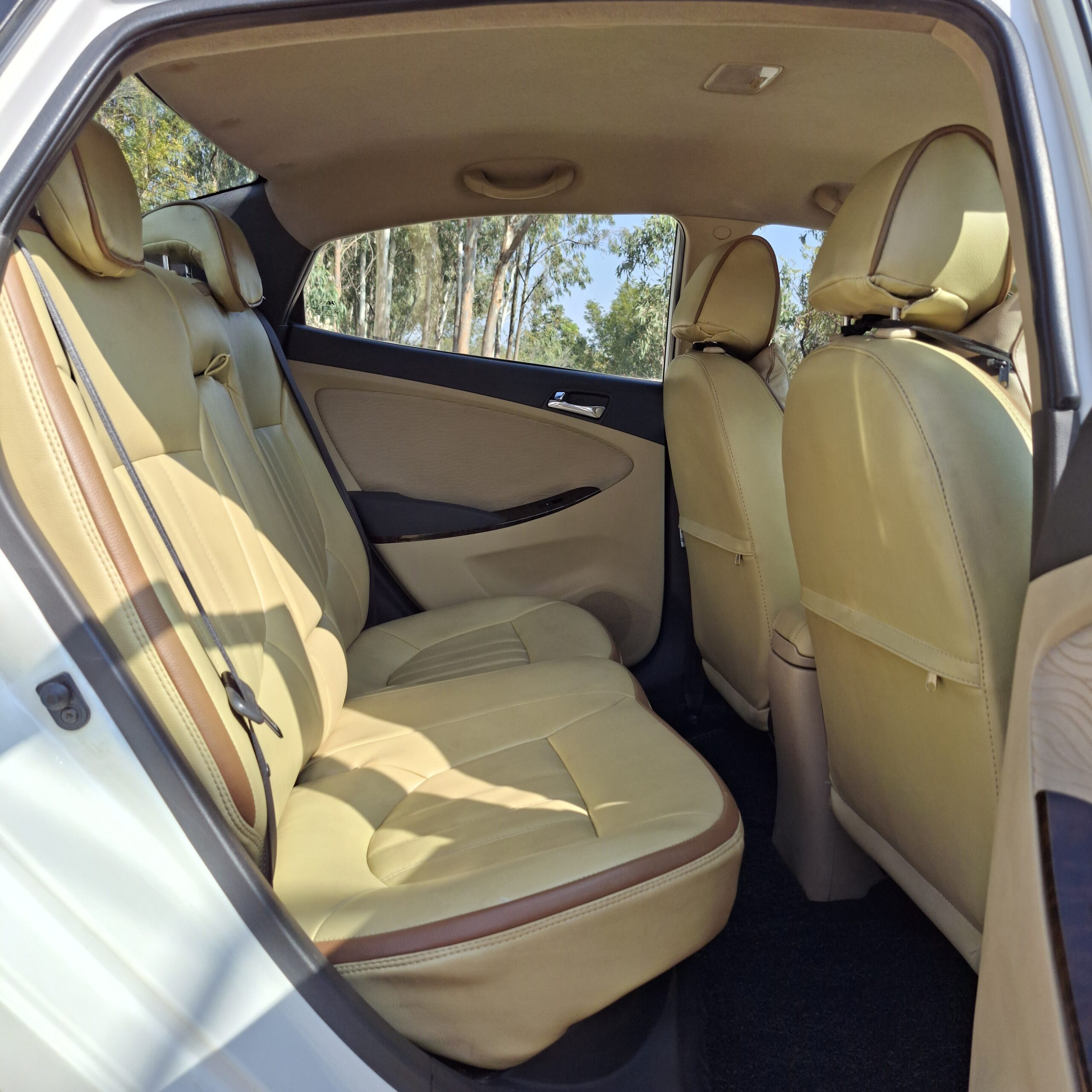 2014-hyundai-verna-buy-used-car-for-sale-in-bangalore (6)